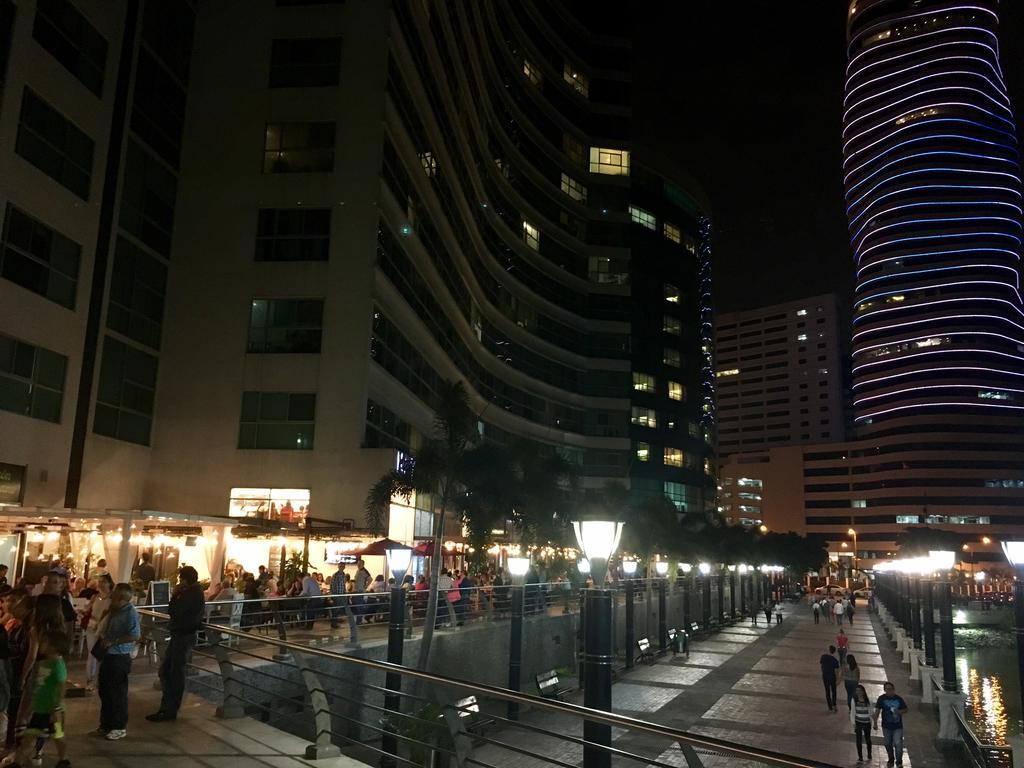 Luxury Suites River Front Guayaquil Exterior foto